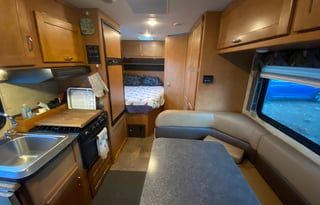 2018 Winnebago Minnie Winnie 22R