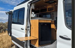 "Sedona" Couples Camper Van (PHAZ1939)