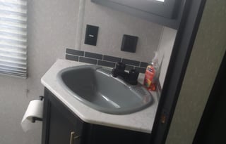 "Not your Cousin Eddies" luxury RV w/ Bunkhouse