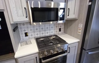 We Deliver! 2023 Montana 381TB 2 bed/2ba w Loft