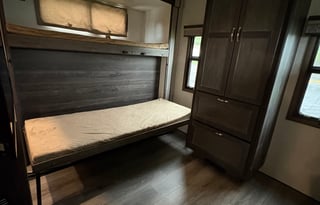 The Cozy Ridge Retreat