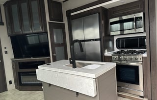 2021 Grand Design Momentum M-Class 381M