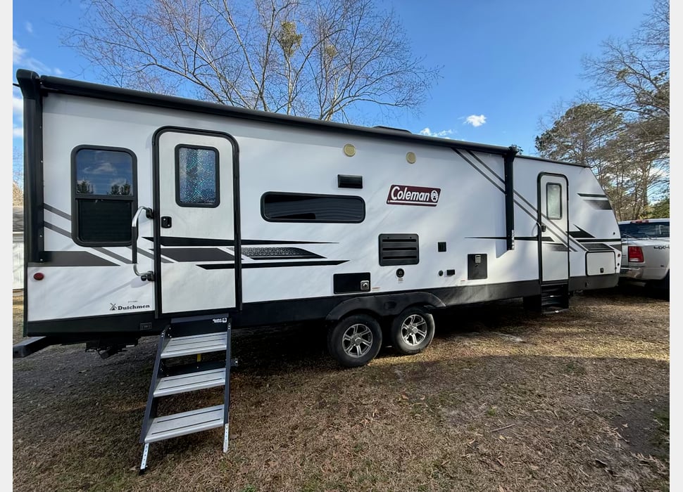 Travel Trailer rentals in Dalzell