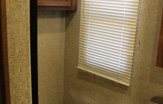 Pet friendly with TWO BATHROOMS!  Whaaaaat?