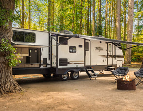 Grand Design Imagine 3250BH