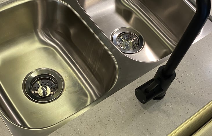 Two compartment SS sink
