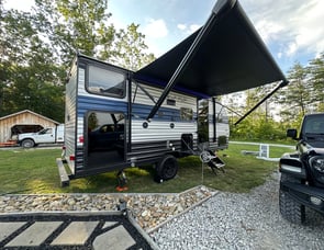 Forest River RV Cherokee Wolf Pup 17JG