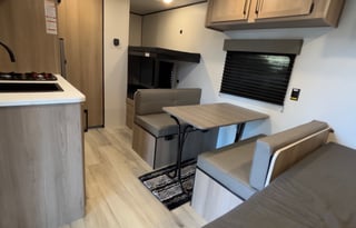 2025 Keystone RV Coleman Lantern LT Series 17B