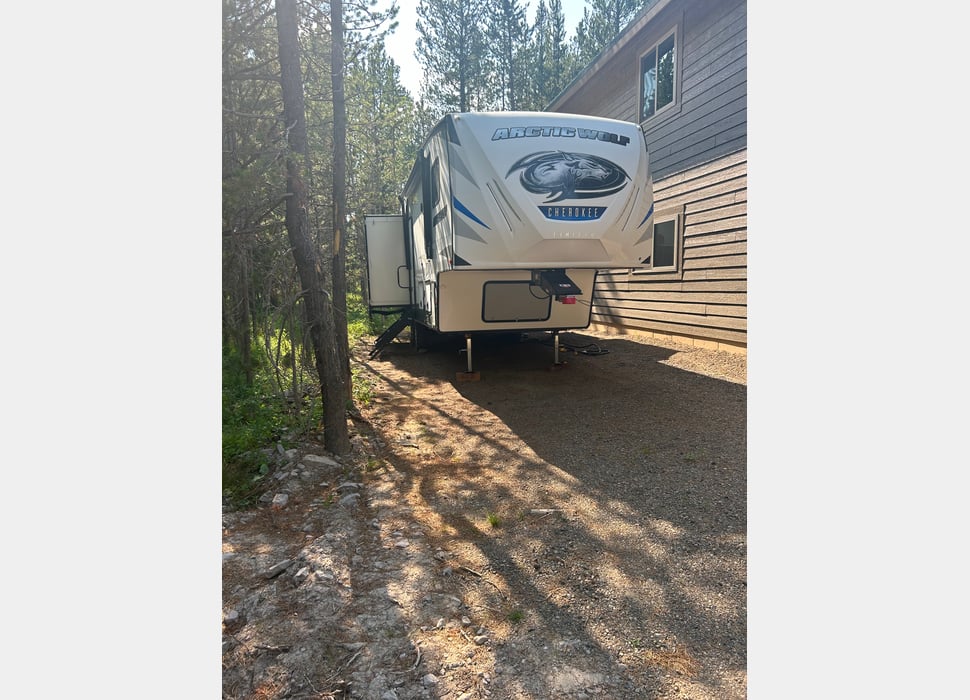 Fifth Wheel rentals in Belgrade