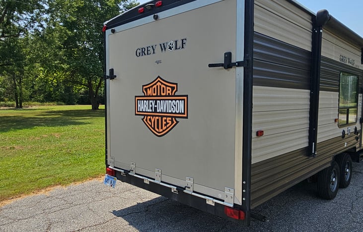 Large rear ramp door for ease of loading and unloading all of your camping equipment!