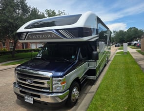 Entegra Coach Odyssey 30Z