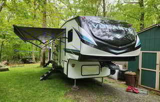 Spacious RV for 8 | Bunkhouse + 1.5 Baths