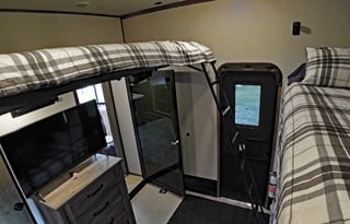 2022 Vengeance Rogue Armored Bunkhouse