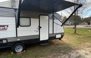 2021 Dutchmen RV Coleman Lantern LT Series 17B
