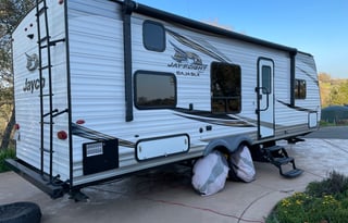 Spacious Clean 29' Jayco Baja Travel Trailer