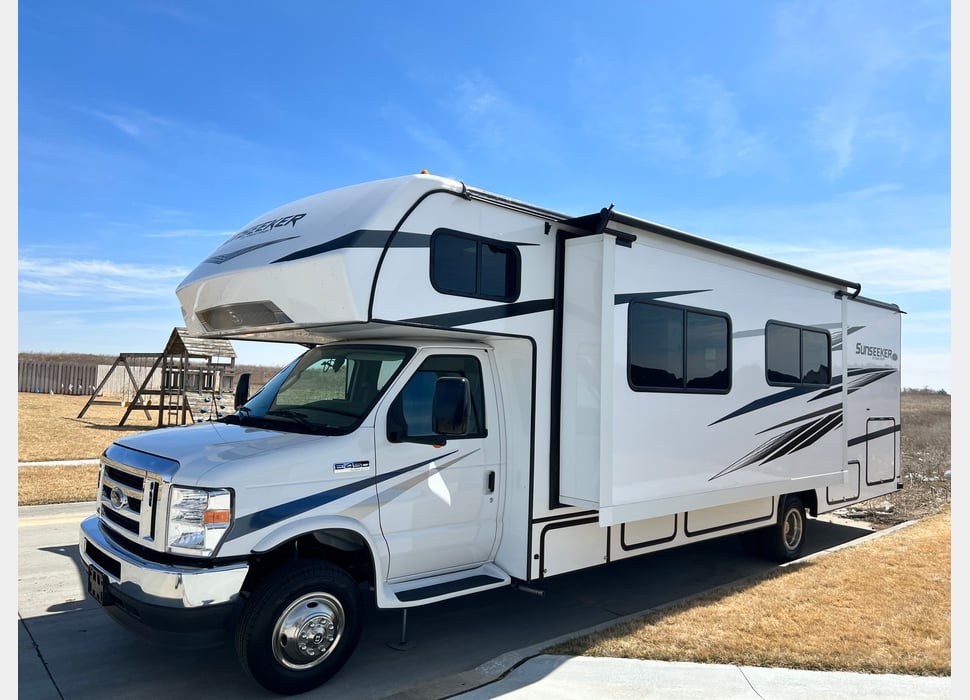 Class C Motor Home rentals in Gretna