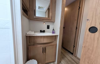 Cherokee Arctic Wolf | Luxury 5th Wheel Bunkhouse