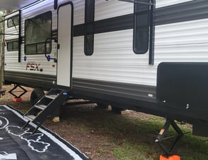 Forest River RV Wildwood FSX 270RTK