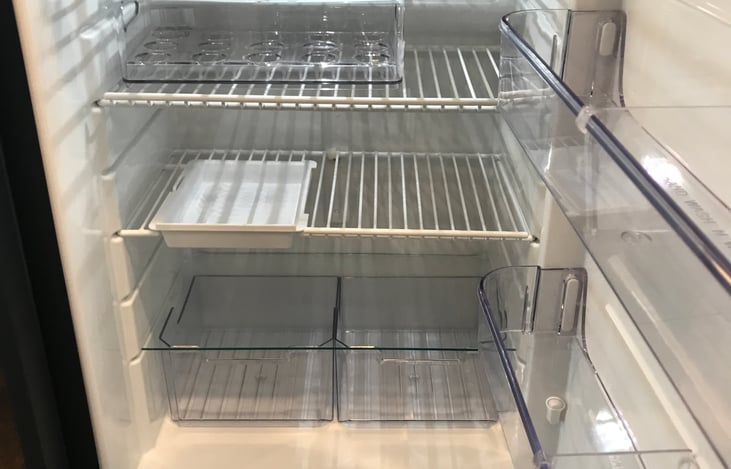 good size refrigerator