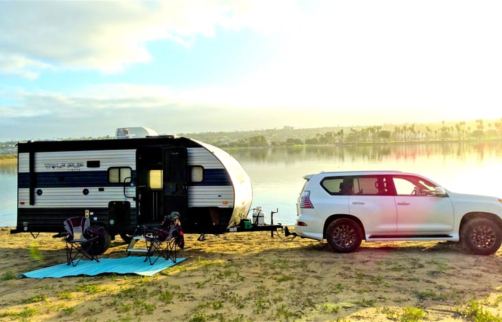 Get a great deal on our newer travel trailer 💙 Plan your trip to any campground, campsite and state beach!