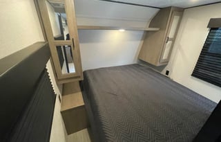 2021 Keystone RV Hideout 26' Family Bunkhouse