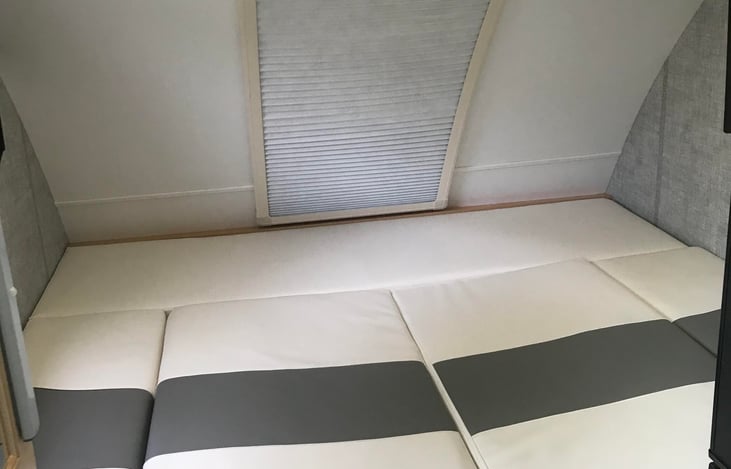 Dinette to bed conversion