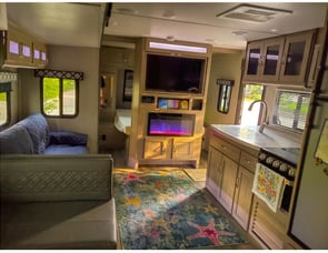 Coachmen RV Freedom Express Ultra Lite 292BHDS