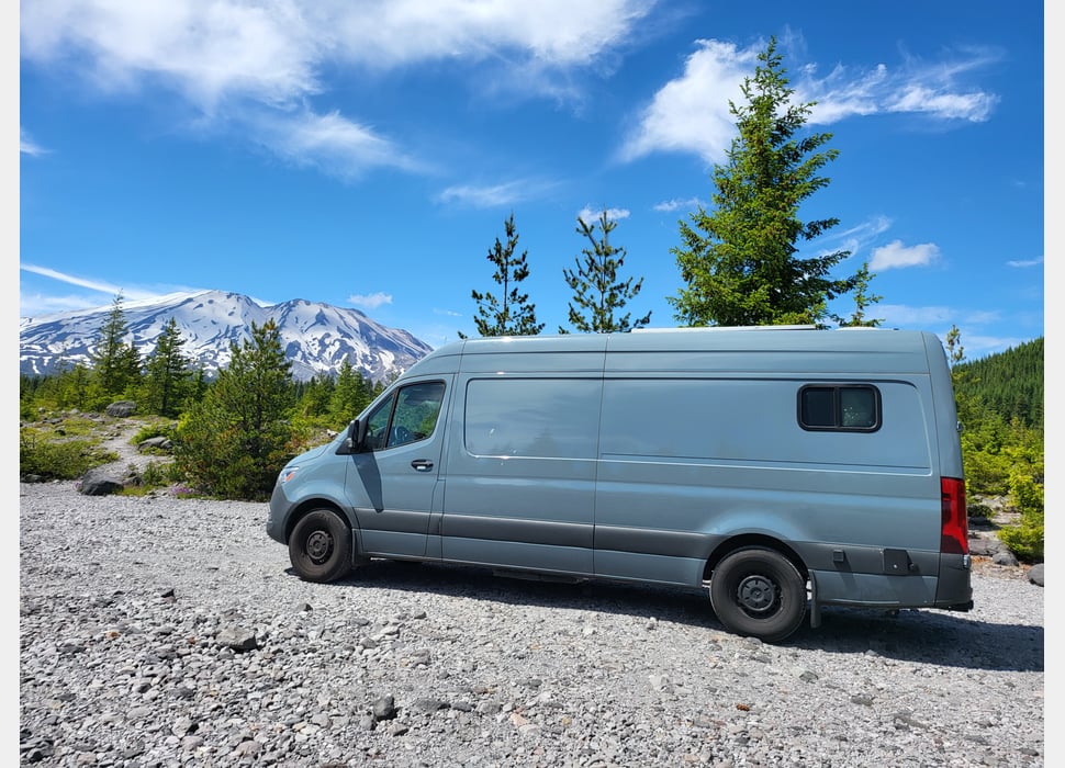 Class B Camping Van rentals in Oregon City