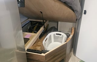 Cozy up with a View - Sprinter V6 Diesel