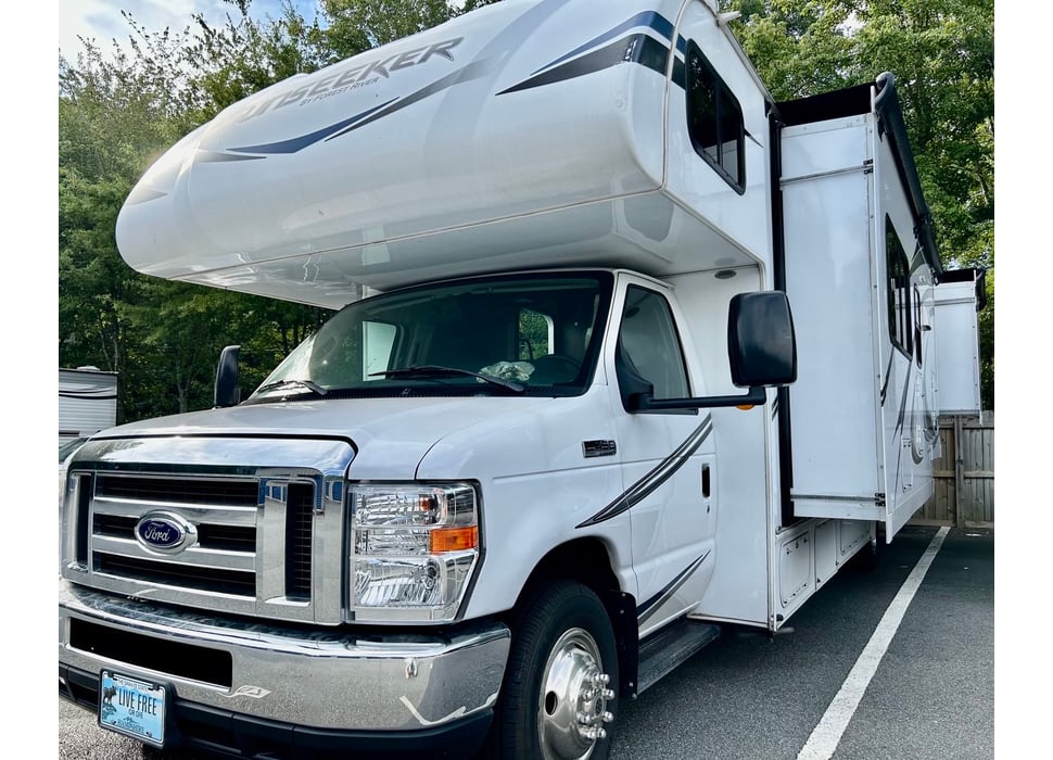 Class C Motor Home rentals in Peachtree City