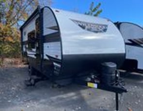Forest River RV Wildwood FSX 179DBK