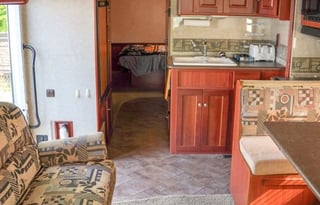 "PET FRIENDLY" Inniss Highway Haven