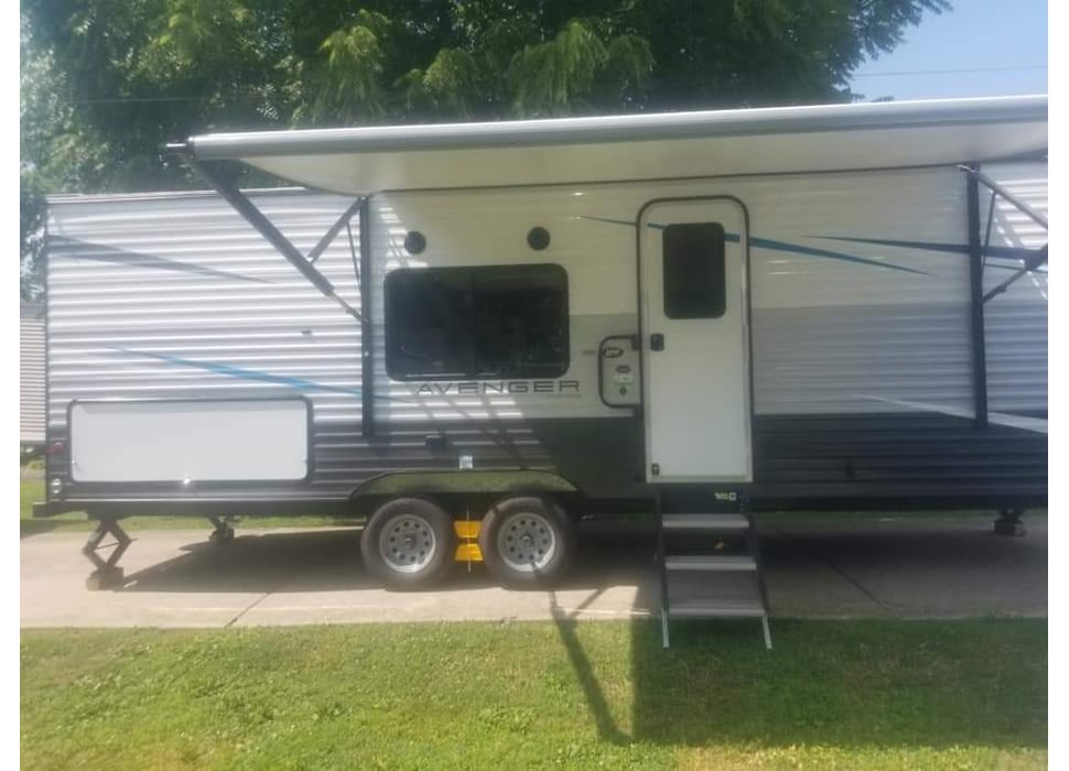 Travel Trailer rentals in New Douglas
