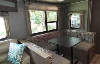 Grammy's Bunkhouse 2018 Keystone 32 Ft Camper