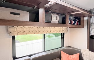 2021 RV w/3 Slides - Sunseeker 2500TS