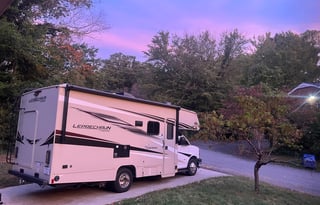 24' Versatile Voyager, Pet-Friendly, Equipped!