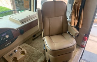 2014 Winnebago - Vista 35B