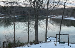 Coleman 202RD sleeps up to 4 people(delivery avl)