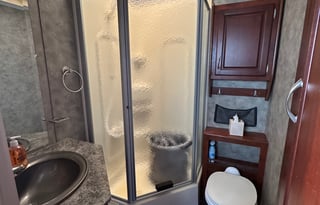 Cozy Family Toy Hauler (sleeps 8)