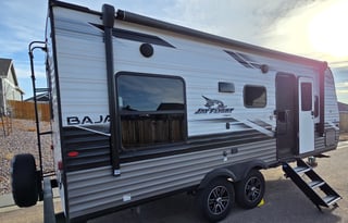 Stop Scrolling, Start Roaming, Mountains Ready