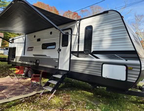 Dutchmen RV Coleman Lantern Series 334BH