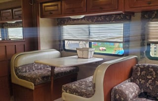 2012 Thor Motor Coach Four Winds 31P