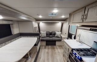 2022 Coachmen RV Catalina Summit Series 7 184BHS