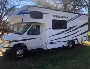 Forest River RV Sunseeker LE 2350SLE Ford