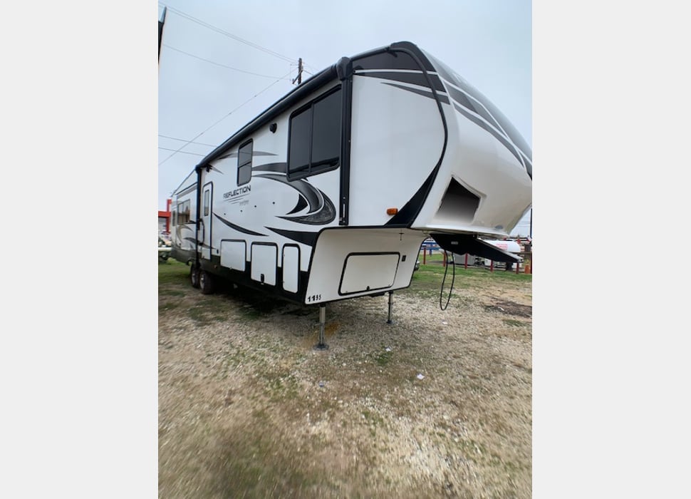Fifth Wheel rentals in Alvin