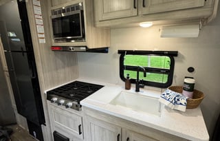 Sweet Caroline The Catalina '26 Coachmen Towable