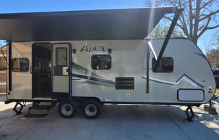 2018 Coachmen RV Apex Nano 213RDS