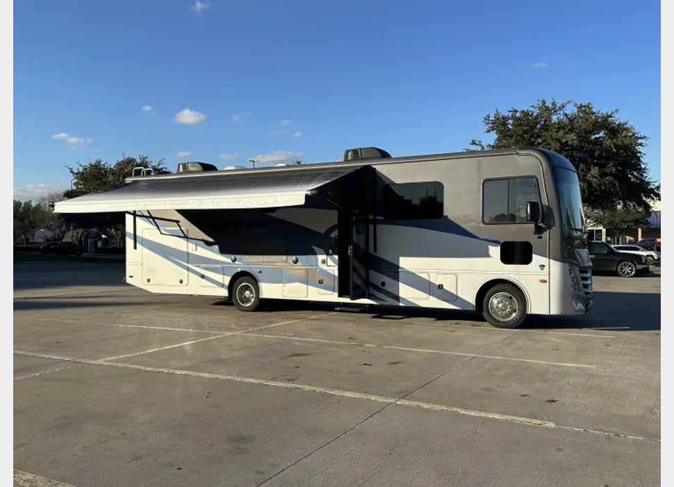 Class A Motor Home rentals in Waxahachie