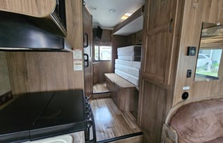 COMPACT AVENTURA 2016