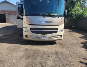 Winnebago Sightseer 33C